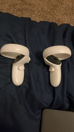Oculus Controllers (READ DESCRIPTION FOR MORE INFO)