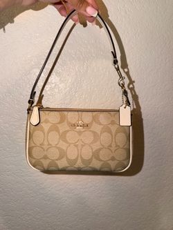 Coach Nolita 19 signature canvas light