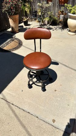 Small swivel desk chair Steno Chair