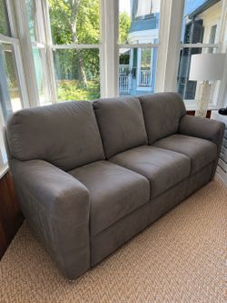 Love seat/sofa