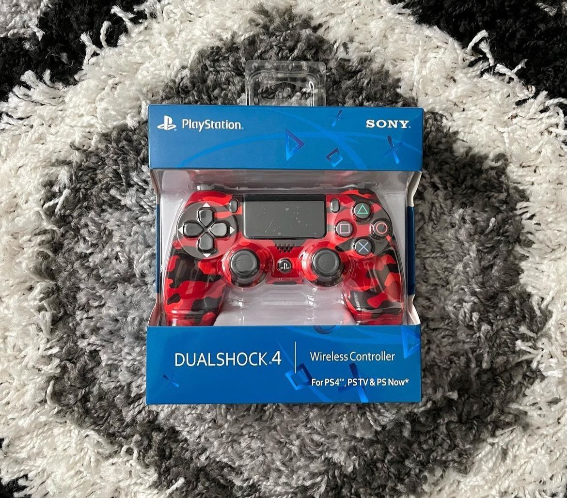 Camo Red Wireless PS4 Controller