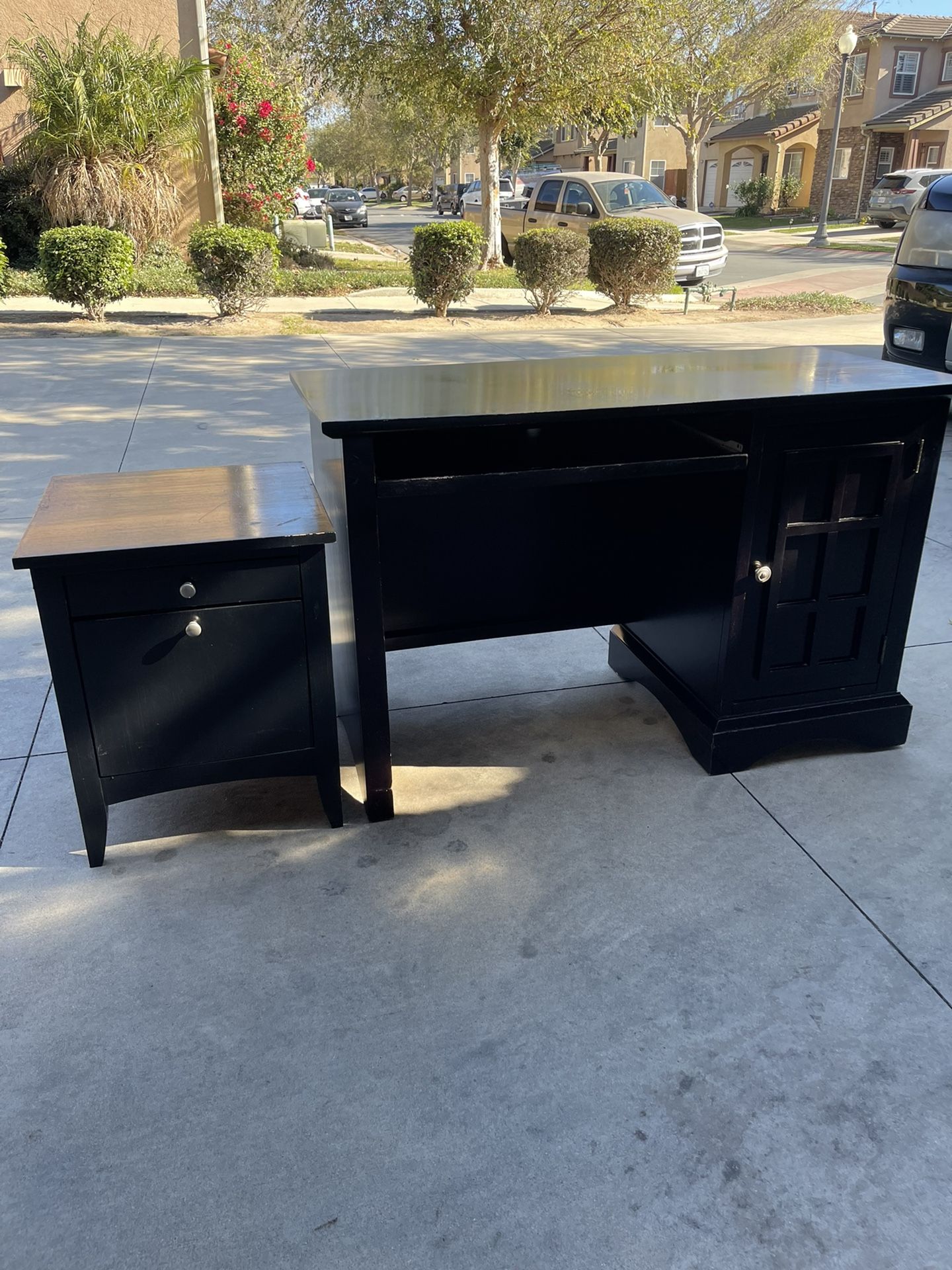 Desk With File Cabinet