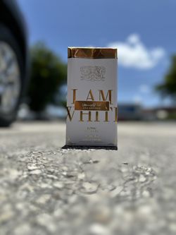 Lattafa .  Ana Abiyegh Poudrée