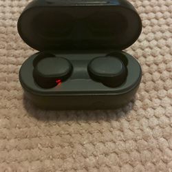 Earbuds 