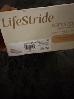 Life stride women’s shoes size 6.5