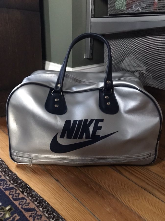 Vintage Nike Silver/Blue Vinyl Gym Bag EXCELLENT