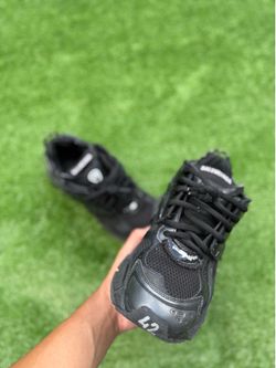 All black balenciaga runners