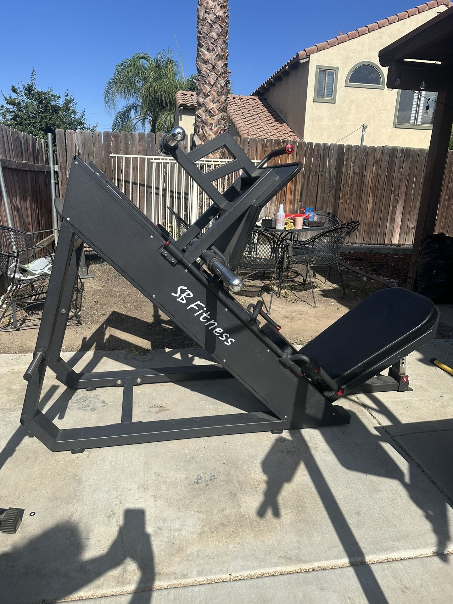SB Fitness Commercial Leg Press weights SB-LP2500