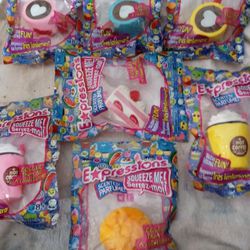  New. Expressions Scented Squeeze Me Toy 2$ Each