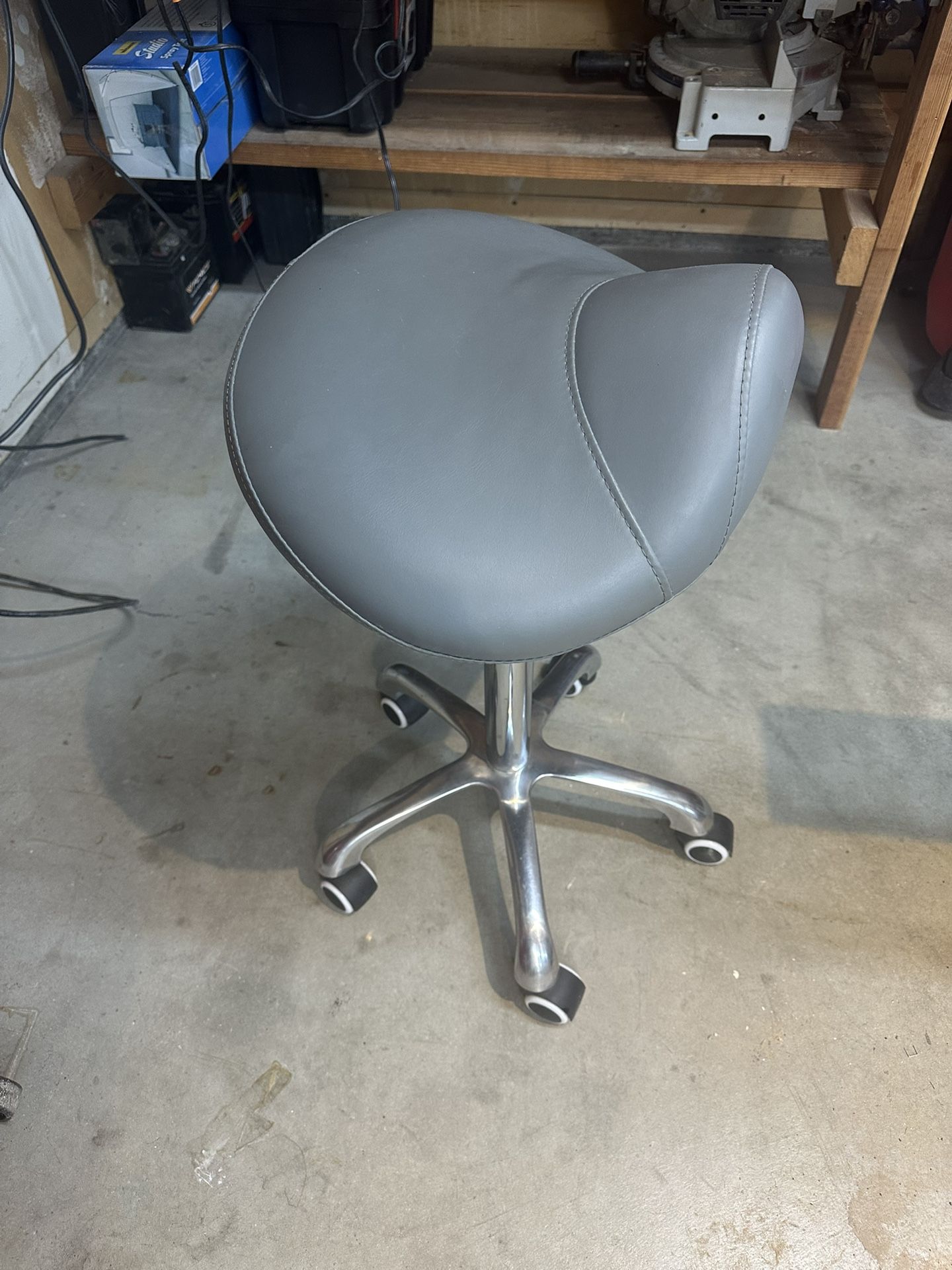 Saddle Stool