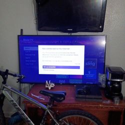 50inch JVC Roku Smart TV