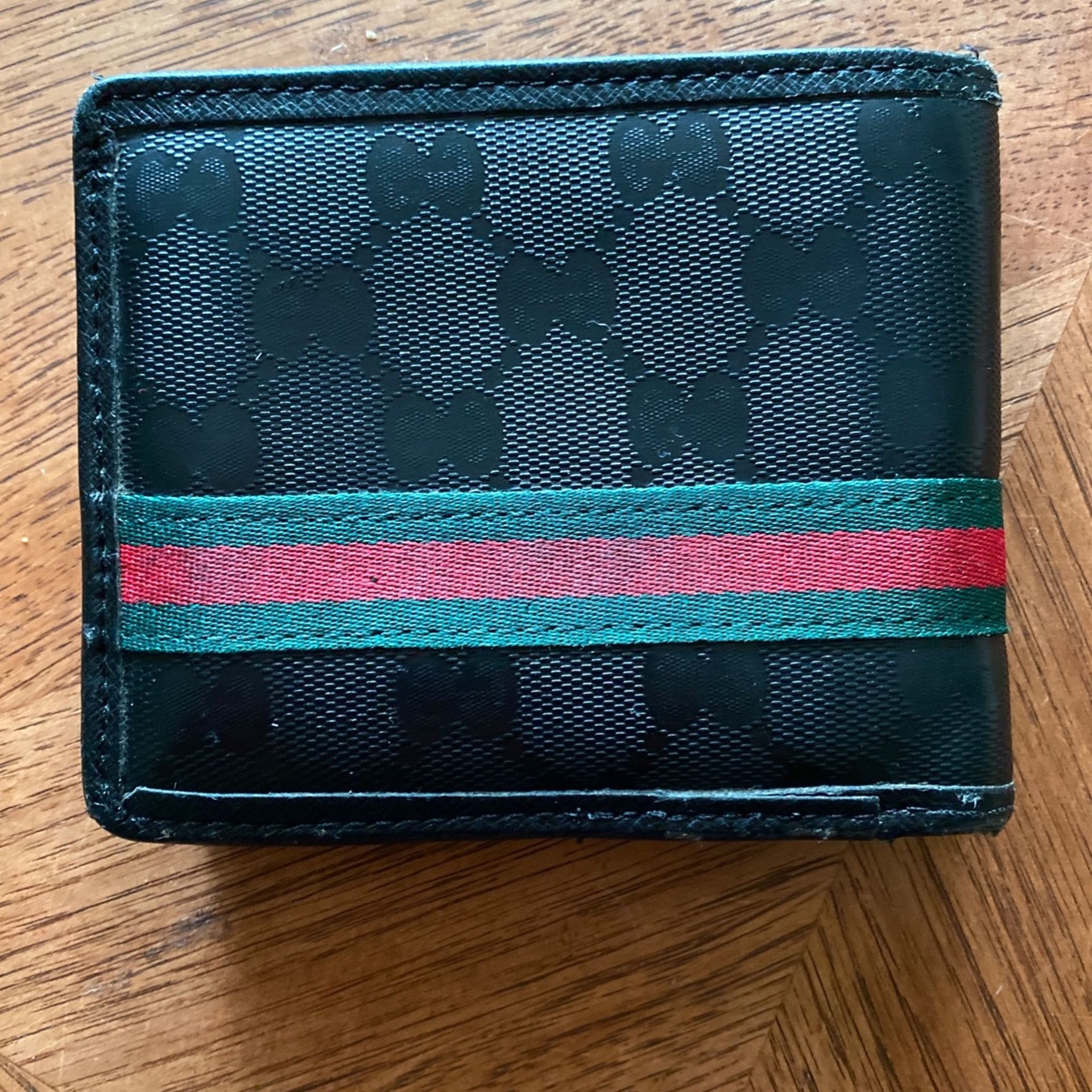 Authentic GUCCI WALLET