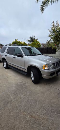 2005 Ford Explorer