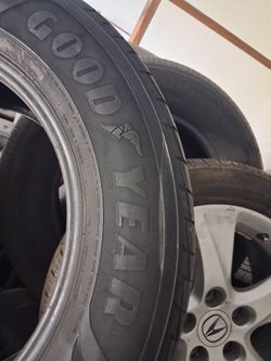 Set of tires semi new, 235 65/17