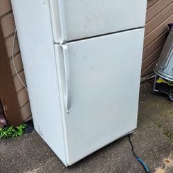 Whirlpool Refrigerator 