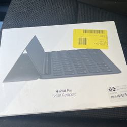 Smart Keyboard iPad Pro Case 10.5 Inch