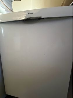 Bosch Ascenta Dishwasher 24'' White