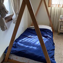 Kid’s Tent Bed frame 