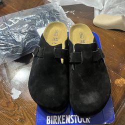 Black birckenstocks size 10 HTX Houston BRAND NEW