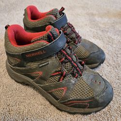 Merrell's Waterproof Hiking Boots Size 2 Youth 