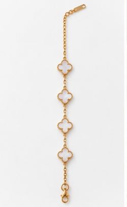 Gold Chain Bracelet with Clover Motifs