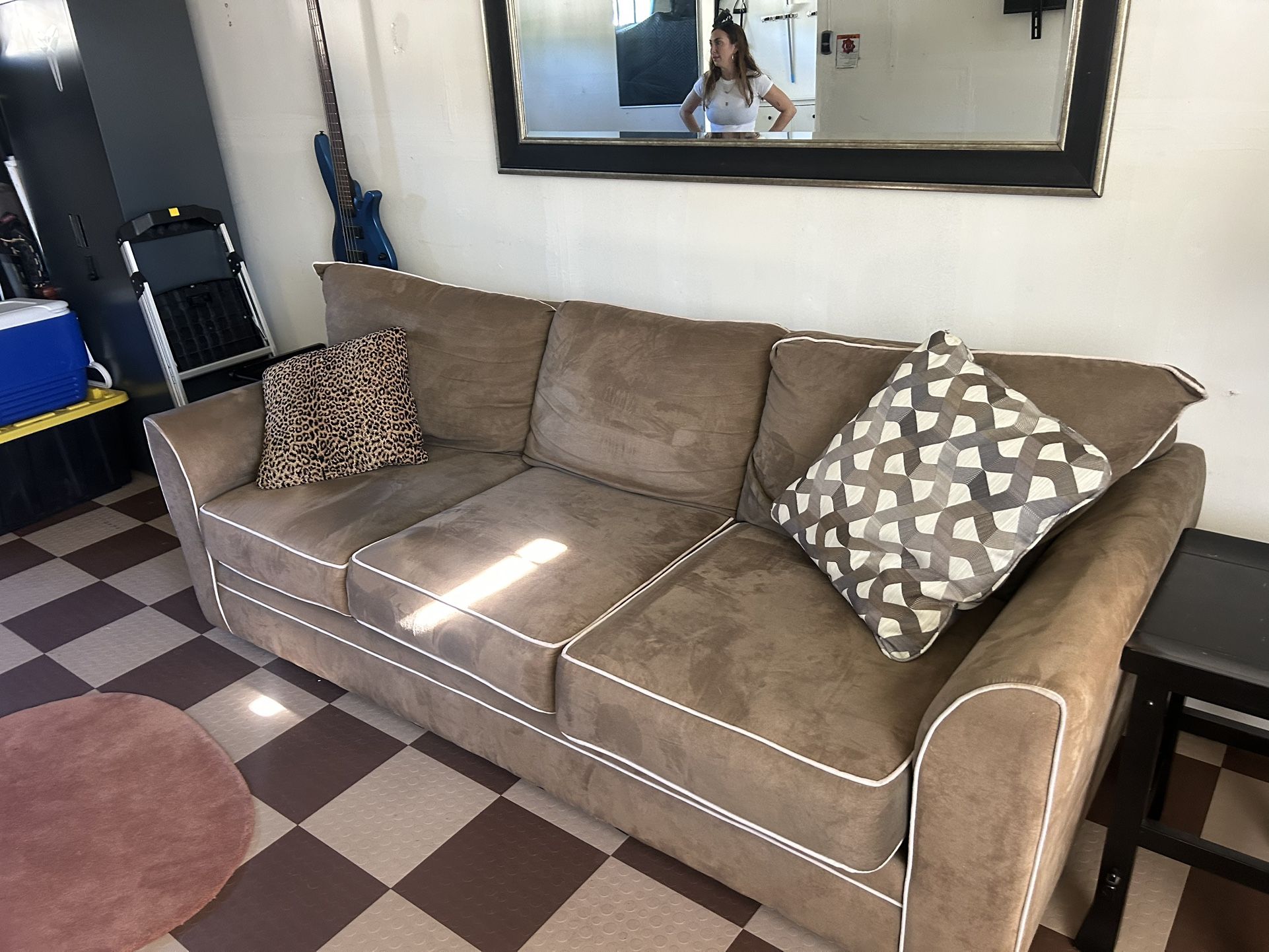 Couch Great condition