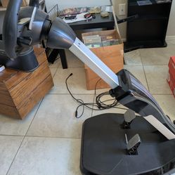 Xbox 360 Ferrari Official License Steering Wheel Simulator.