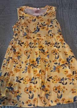 Vertido de niña talla 6