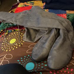 Women Over The Knee Grey Boots Used