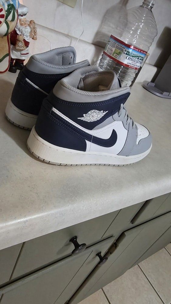 Nike Jordans 6.5Y Worn Once