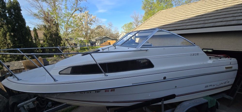 1(contact info removed) Bayliner