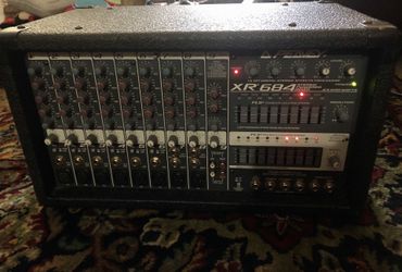 PEAVEY  XR - 684  In Excellent Working And Clean Condition 