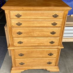 Oak 5 Drawer Tallboy Dresser Chest of Drawers