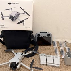 DJI Mini Pro 4 Pro  Fly More Combo Plus