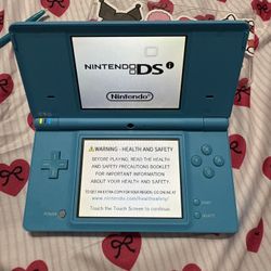 Blue DSI! Great Condition Like New! 