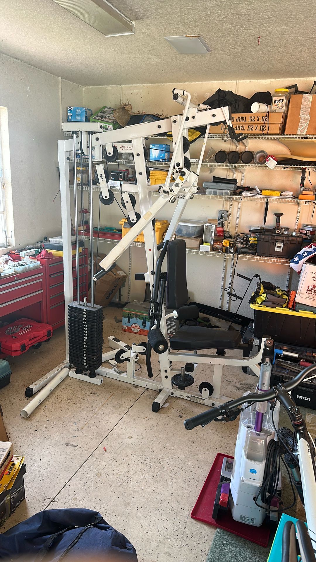 Universal Weight Training Equipment
