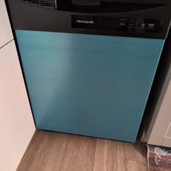 Dishwasher 24' Frigidaire