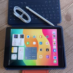 Apple iPad 7th Generation 128GB With Logi Keyboard and Pencil 