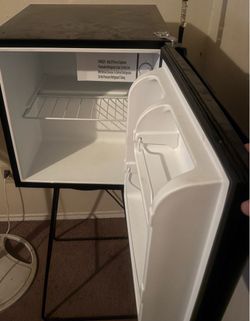 Mini fridge
