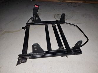 Bride Passenger Seat Rail. Eg Dc. Side Mount