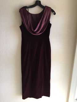 Maggy London petites- evening Dress