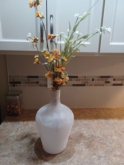 Flower pot with flowers