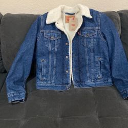 Levi’s  Denim ( Med)  Lined Jacket 
