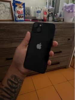 iPhone 13 navy blue