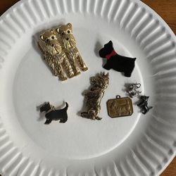 Set of 7 Vintage Brooch and Charm Set for doglovers Retro Terrier Accessories