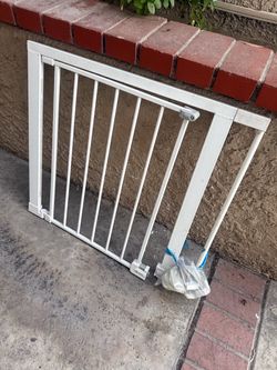 White Metal Baby Safety Gate