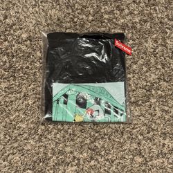 Supreme T Shirt(size M)