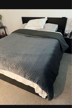 Purple + Gravity Weighed Blanket