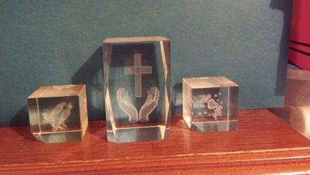 Crystal paper weights