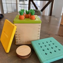 Lovevery Wooden Coin Set And Carrot Counting Set 